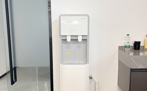 上海奉贤经济开发区某公司 租赁SG·亚洲胜游反渗透直饮水机MR-1250